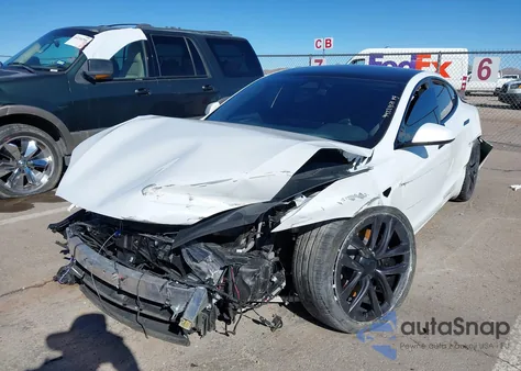 2021 Tesla Model S Plaid Tri Motor All-Wheel Drive from USA, damaged, VIN 5YJSA1E62MF452886